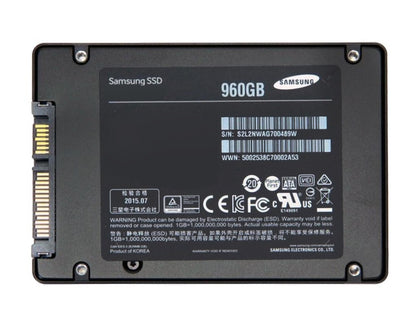 MZ-7LH960NE Samsung 883 DCT 960GB SATA 6Gbps 1GB Cache 2.5-inch Solid State Drive